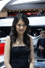 2012 Detroit Auto Show Girls