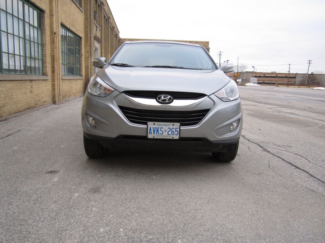 Review 2012 Hyundai Tucson Limited AWD Delivers the Goods
