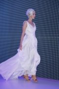 2012 paris motor show angel girl