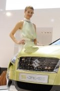 2012 paris motor show blond girl