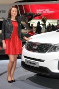 2012 paris motor show brunette girl