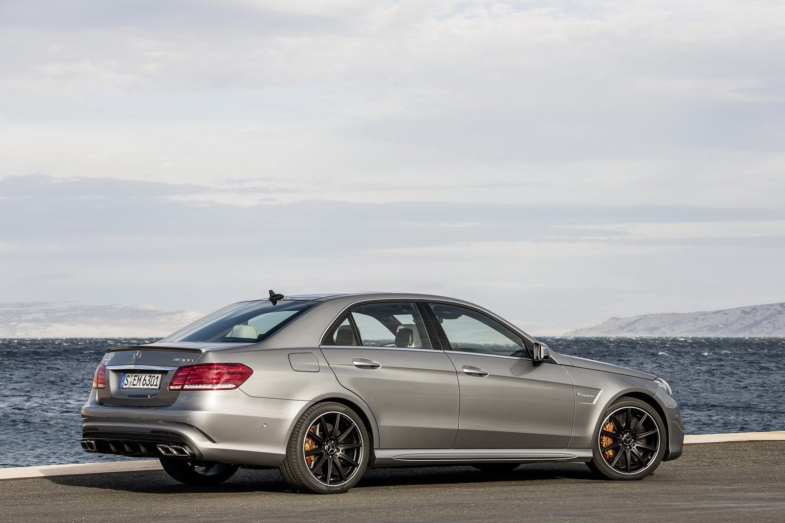 Mercedes-Benz E63 AMG - AutoTribute