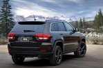 Stealthy Jeep Grand Cherokee 