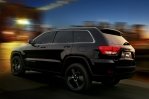 Stealthy Jeep Grand Cherokee 