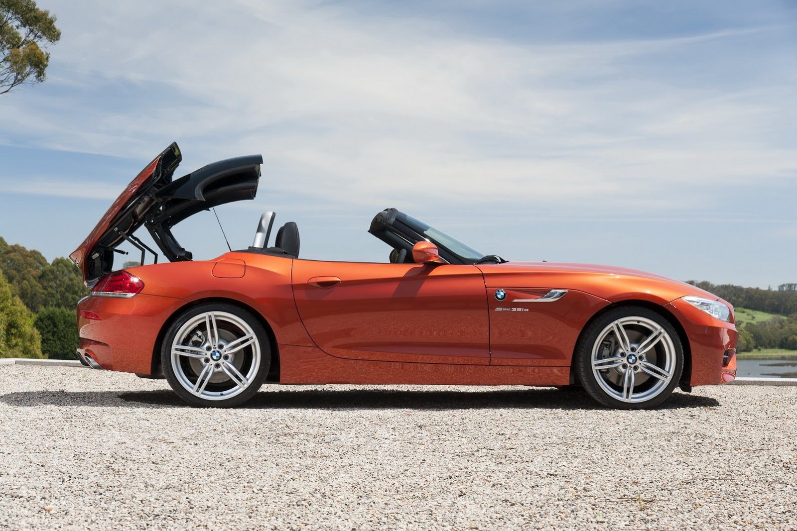 Updated 2014 BMW Z4 Roadster Photos and Details - AutoTribute