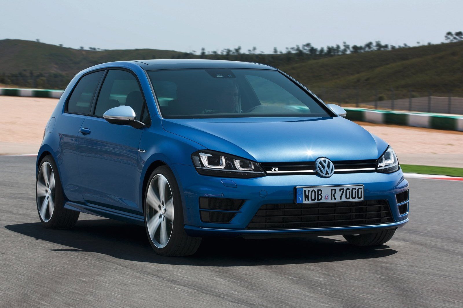 Volkswagen Golf R MK7 - AutoTribute Volkswagen Golf R MK7 - AutoTribute