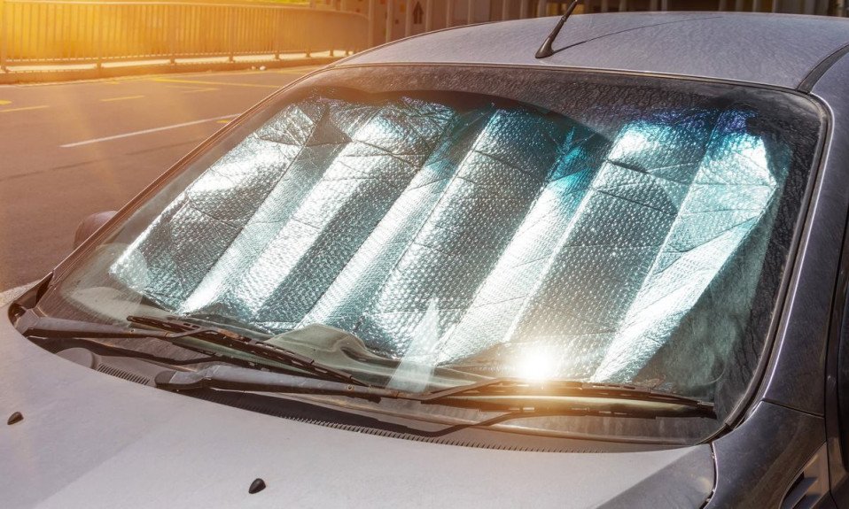 The 10 Best Windshield Sun Shades (Guide & Reviews) | AutoTribute