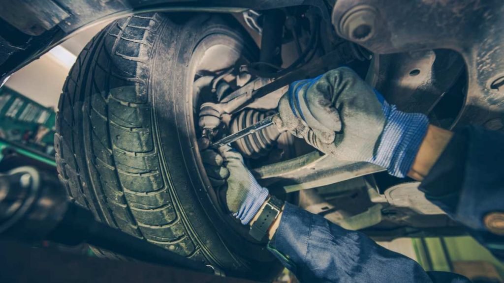 Tie Rod Replacement Cost, Symptoms [Inner & Outer] AutoTribute